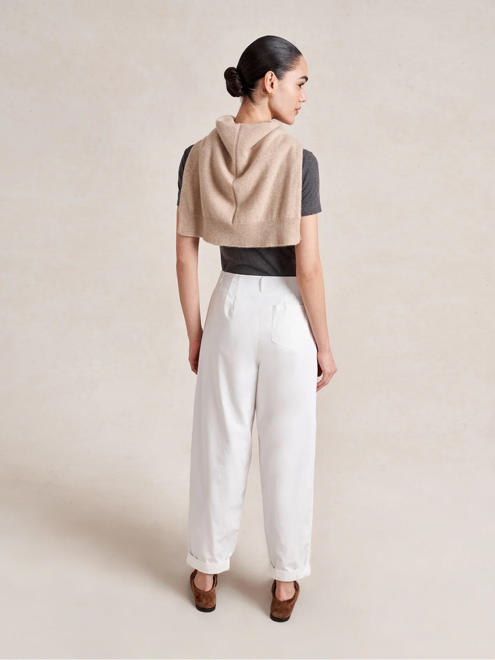 La Ligne Conrad White Pleated High-Rise Trousers - Picture 3 of 3